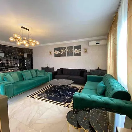 Cheerful 2 Bedroom Private With Pool