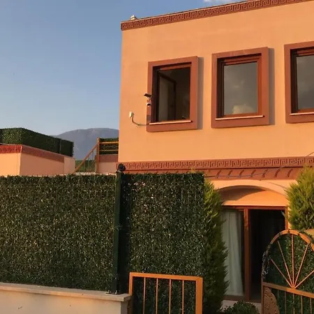 Cheerful 2 Bedroom Private With Pool Tatil Evi Alanya
